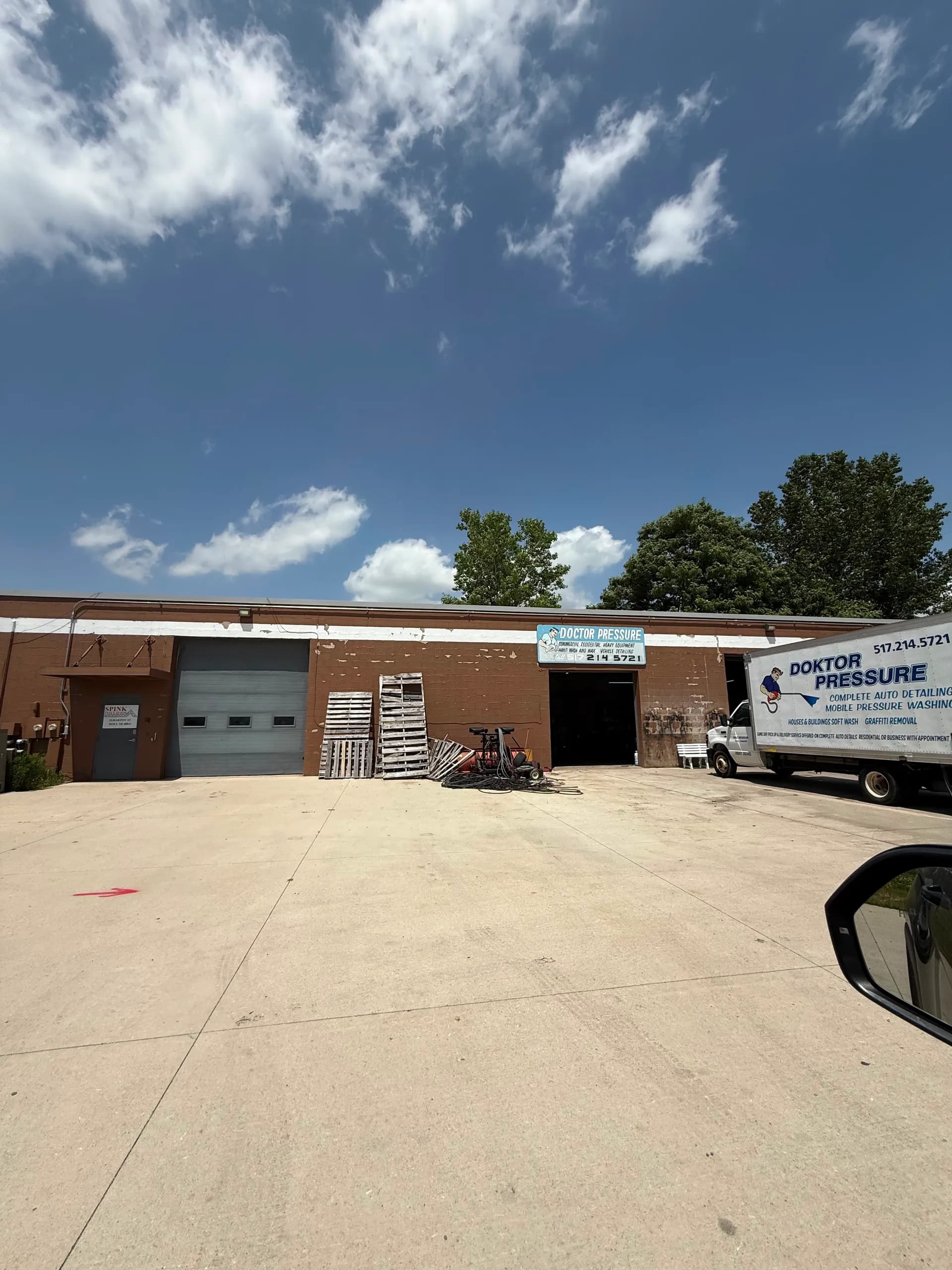 Shop bays at 2114 Depot St